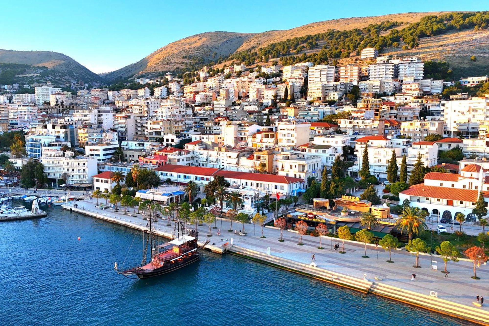 Wonderful View Apartments Саранда Экстерьер фото